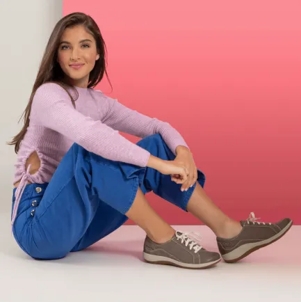 Hot Dana Comfort Sneaker for Women Women Women's Shoes