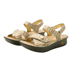 Best Kelsi Spumoni Women's Sandal Canadian Footwear Women Women's Sandals