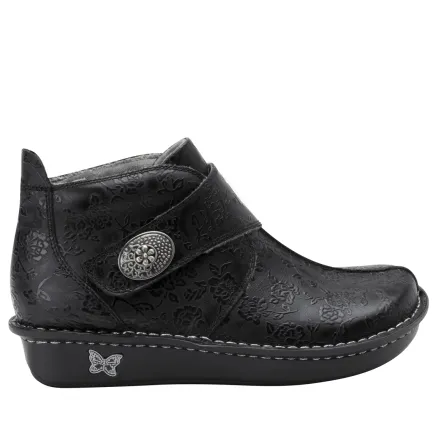 Best Women's Caiti Class Act Boot Women Women's Boots