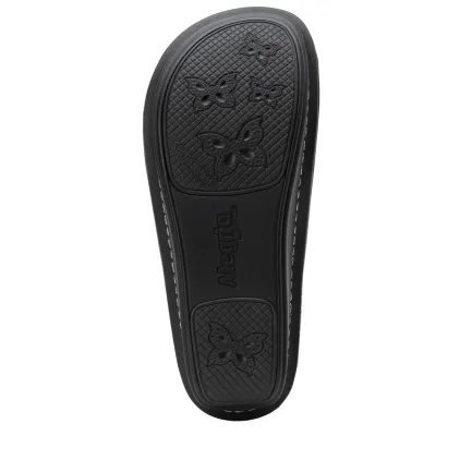 Discount Women's Classic Peace & Love Clog Women Women's Shoes