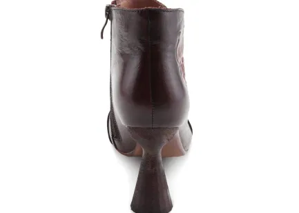 Outlet Cosmopolitan Women Women's Boots