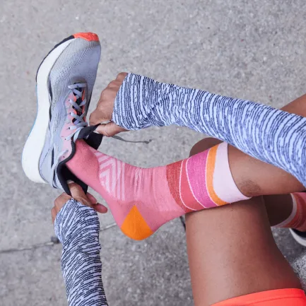 Clearance Women's Horizon Micro Crew Running Sock Socks