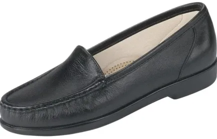 Discount Simplify Slip On Women Women's Shoes