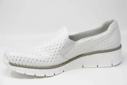 Discount The Women's 53766-81 Weiss slip on shoe by |Canadian Footwear Women Women's Shoes