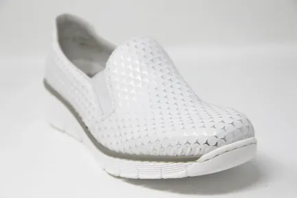 Discount The Women's 53766-81 Weiss slip on shoe by |Canadian Footwear Women Women's Shoes
