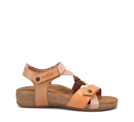 Best UNIVERSE Shell Pink Women Women's Sandals